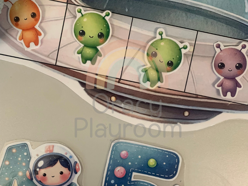Five Little Men in a Flying Saucer: Five and Ten Frames Pack