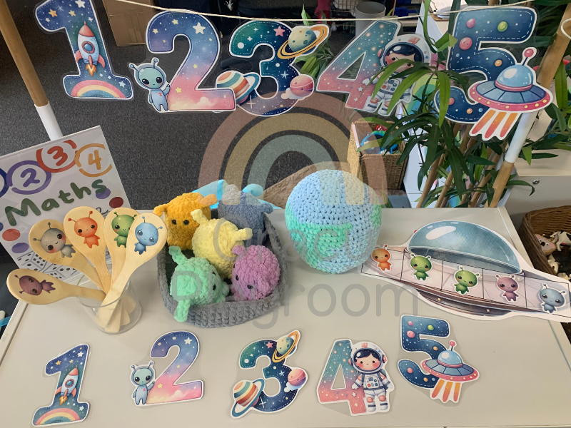 Five Little Men in a Flying Saucer: Complete Maths & Oracy Bundle